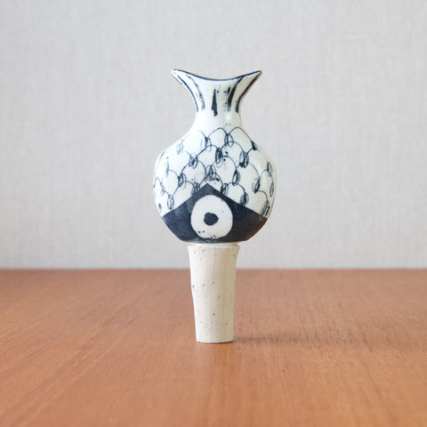 Rare Parkinson Pottery fish bottle stopper, Susan Parkinson design, circa 1956, adds midcentury charm to your collection.
