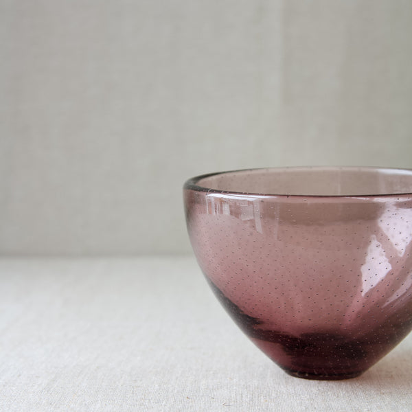 Gunnel Nyman glass bowl, 1940's, Finland