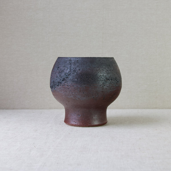 Large goblet shaped brown vase by Liisa Hallamaa for Arabia, Finland, 1960's Brutalist design from Scandinavia.