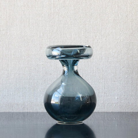 Nanny Still Porriainen steel blue glass vase, 1963, produced by Riihimaki Finland