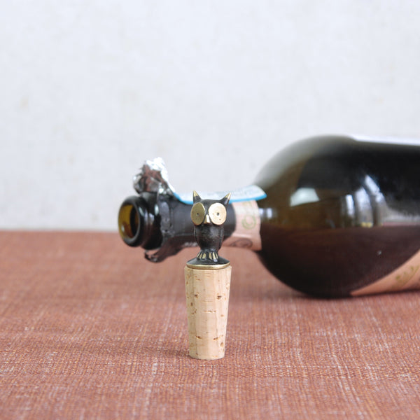 Collectible mid-century brass owl bottle stopper by Walter Bosse, Vienna. A perfect mix of decorative sculpture and functional barware.