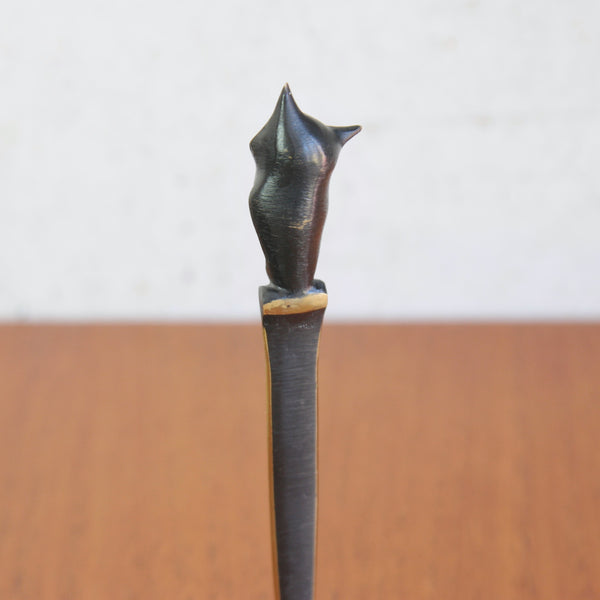Walter Bosse for Herta Baller, owl design letter opener. The image shows the reverse of the design and illustrates how the item is sculptured beautifully all the way around. A wonder example of mid-century Modernism from Vienna, Austria.