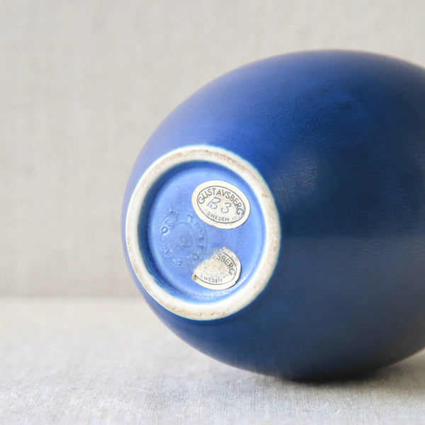 Scandinavian Studio Pottery marks, Gustavsberg Sweden. A 'Drejargods' vase by Stig Lindberg with original stickers