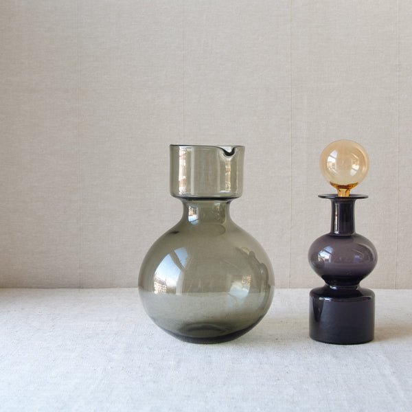Stood centre is the bottom or lower half of a 'Kremlin Kellot' or 'Kremlin Bells' decanter in the most desirable colour way, smoke-grey-green.