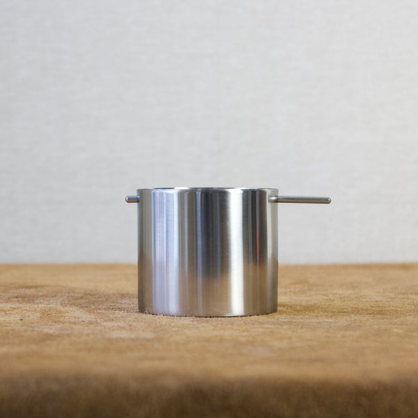 Arne Jacobsen Modernist ashtray in brushed stainless steel, designed in 1967.