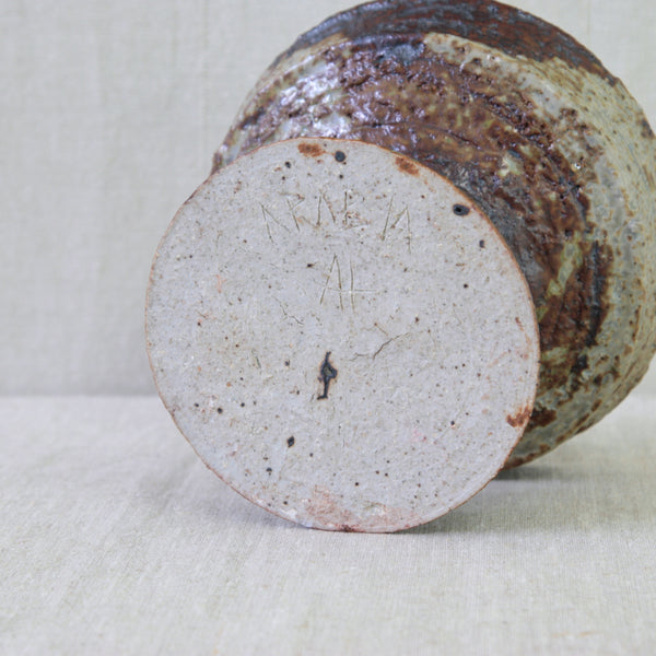 Scandinavian Studio Pottery Marks - Annikki Hovisaari "AH" Arabia, Finland