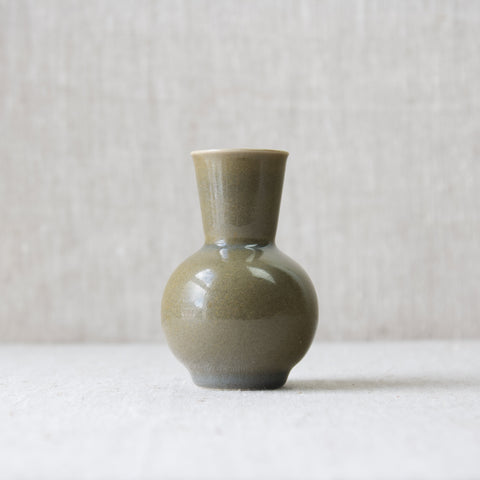Erich and Ingrid Triller stoneware green vase, inspired by the Bauhaus movement, handmade at Tobo Sweden 1950's