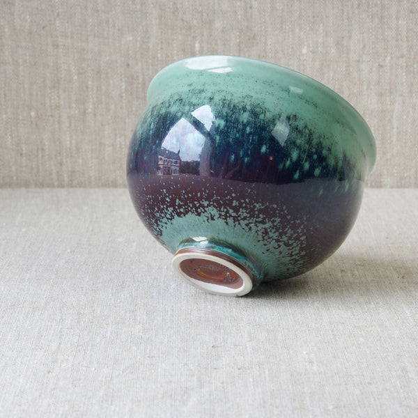 Fine studio pottery from Gustavsberg, 1960s, Berndt Friberg. A bowl with deep blue and aqua glaze.