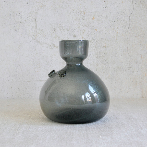 Sculptural glass vase in the form of a woman by Erik Höglund for Boda, Sweden, early 1950s, an important early example of Scandinavian modernist art glass exploring the human figure.