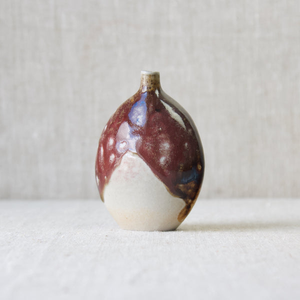 British Studio pottery oxblood glaze vase designed by Guy Sydenham, Green Island, Poole, Devon 1980's