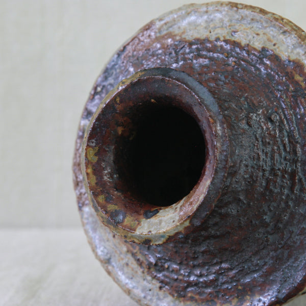 Detail of Mid-century Finnish sculptural ceramic vase by Annikki Hovisaari for Arabia, available from UK design gallery Art & Utility.