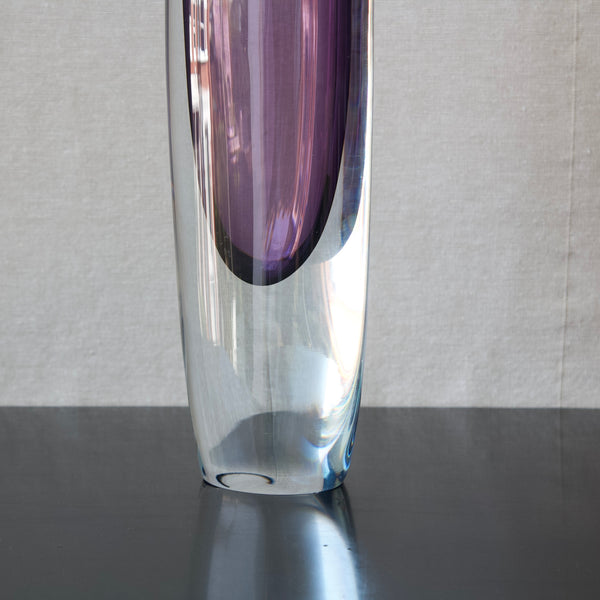 Detail of glass base of Gunnar Nylund Sommerso vase from strombergshyttan, Sweden, 1950s