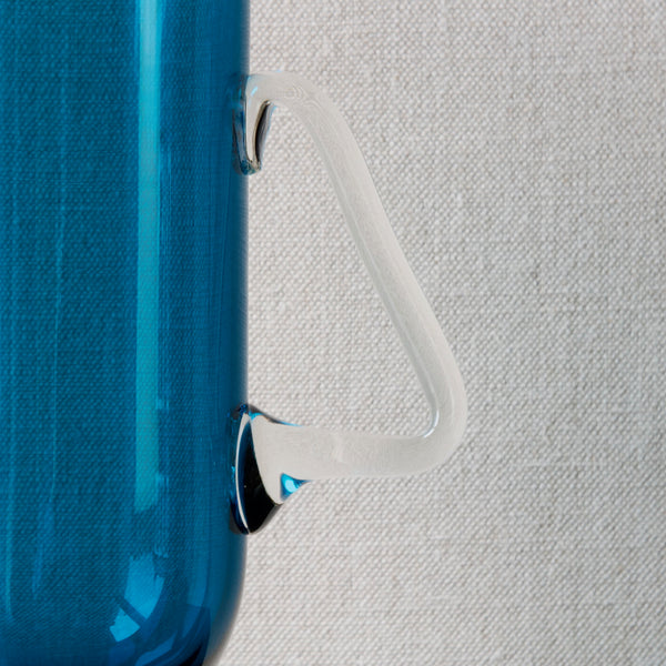 detail of clear glass handle on Nanny Still Harlekiini jug