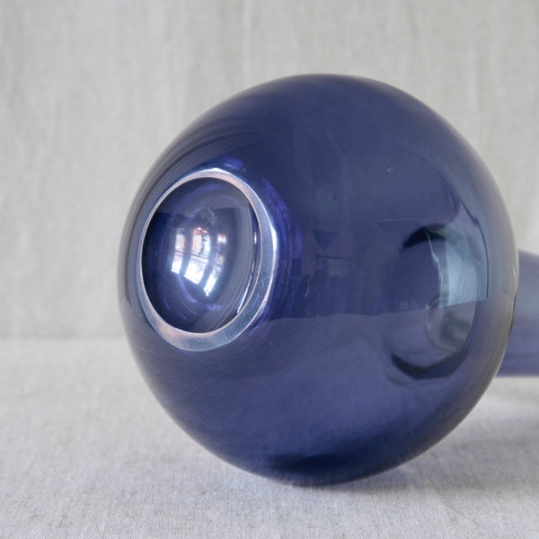 Base of Tamara Aladin purple jug.
