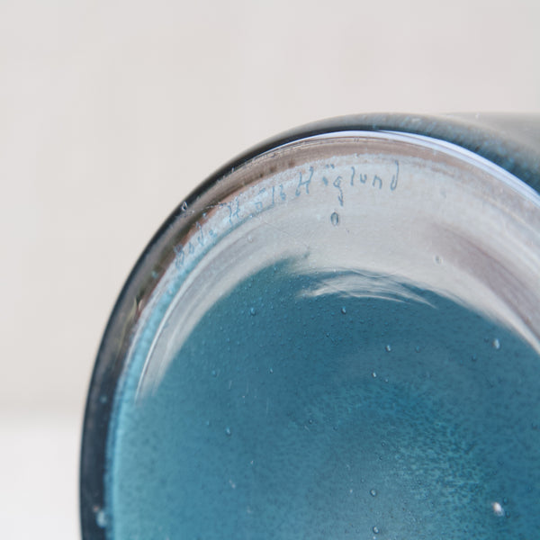 Erik Hoglund etched signature on blue Carborundum vase
