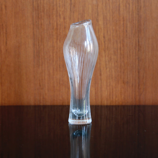 Mid-century Finnish Modernist vase designed by Tapio Wirkkala, Varsanjalka model 3215.