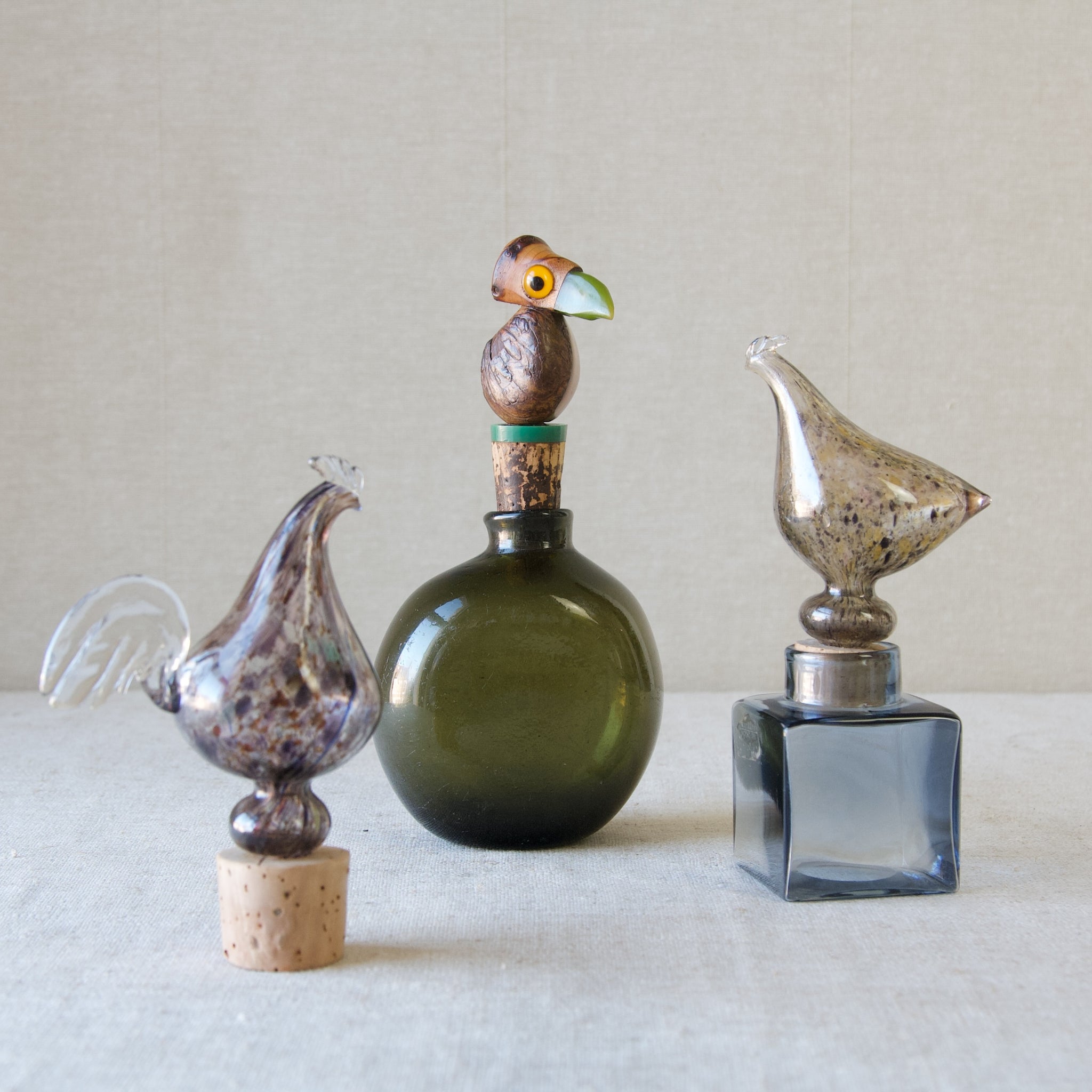 Tagua Nut YZ Bird Bottle Stopper – Art & Utility