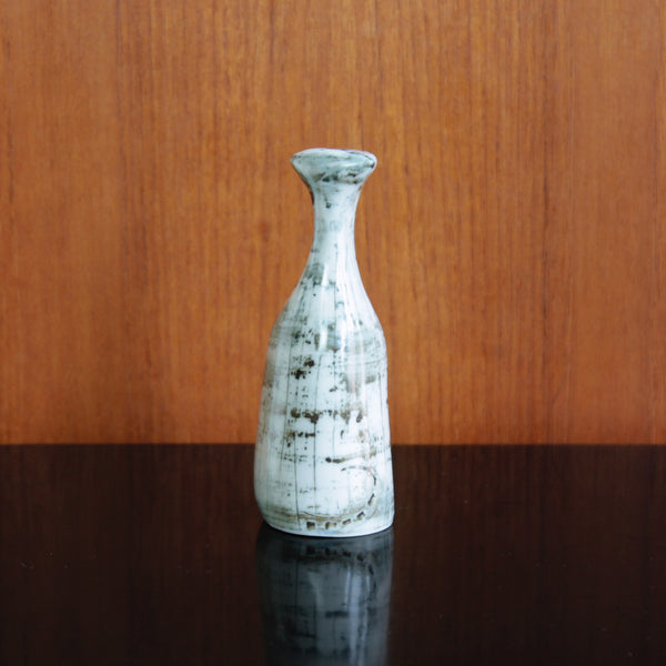 Susan Parkinson Modernist gloss-glaze cat sculpture, inspired by William Newland, 1955.