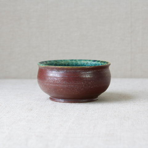 Anja Juurikkala studio pottery bowl from Arabia studio, Finland, with brown and cobalt glaze.