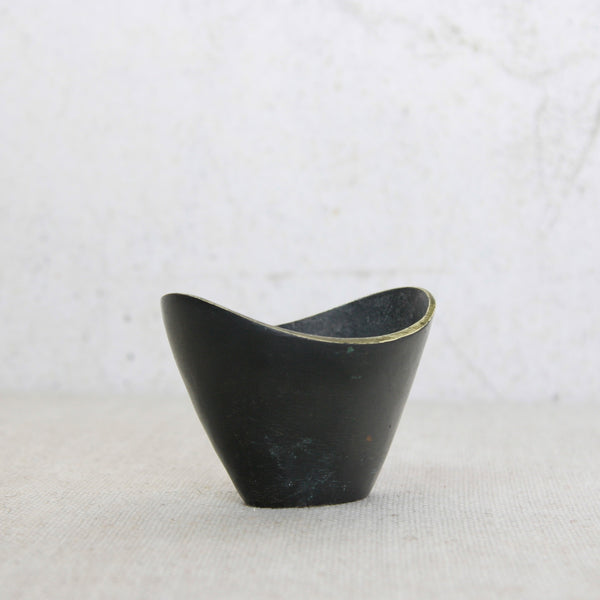 Elegant biomorphic brass vessel by Walter Bosse, produced by Herta Baller in Vienna, an important work of Austrian Modernism.