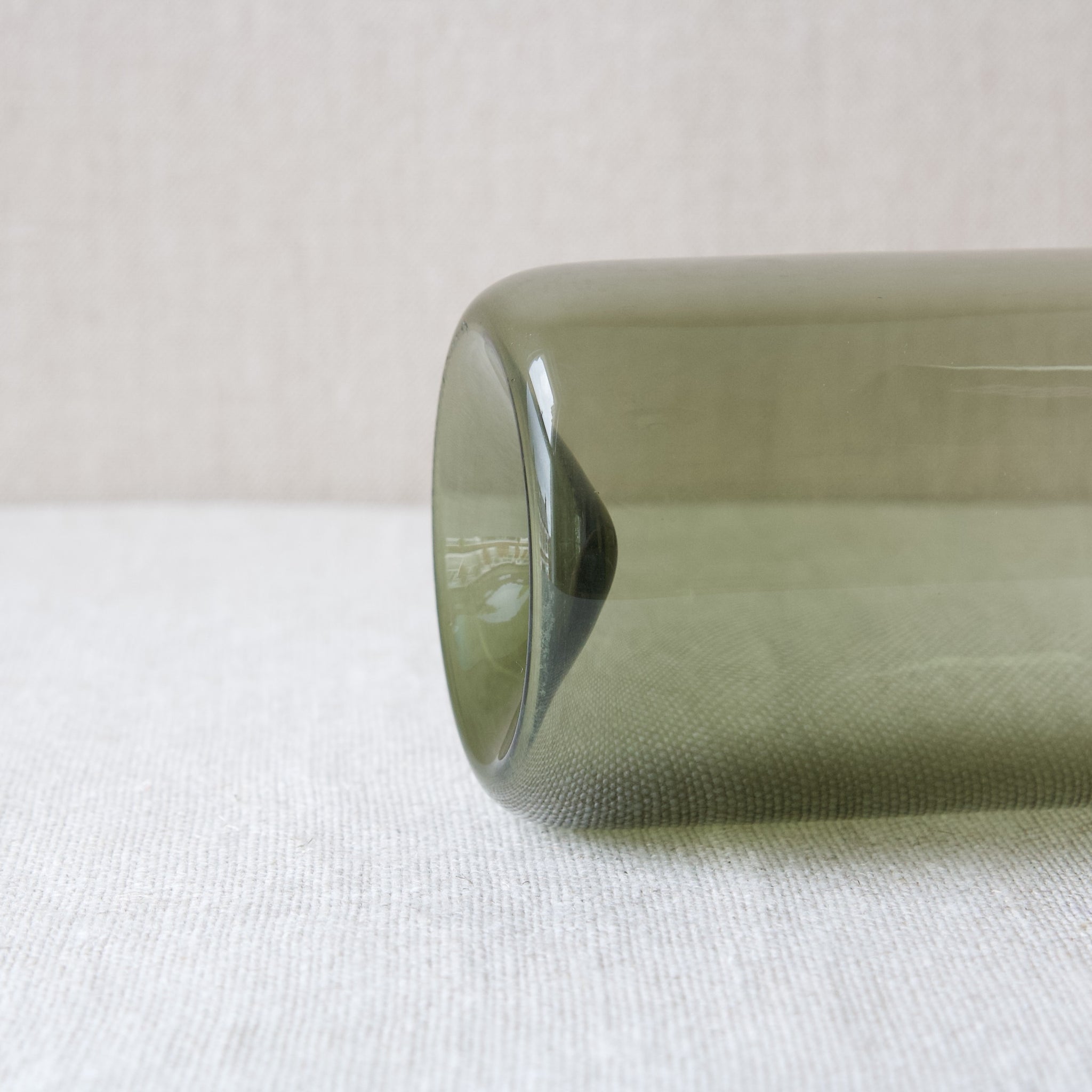 Timo Sarpaneva Straight-Sided Bird Bottle – Art & Utility