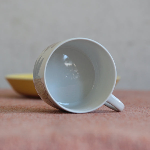 Inside of a Swedish design classic: the Rörstrand King pattern cup and saucer by Marianne Westman, produced for one year only and now a collector’s gem.