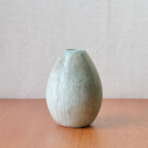 Jacob Bang organci modernist stoneware vase, produced at Nymølle, Denmark, in the 1950's