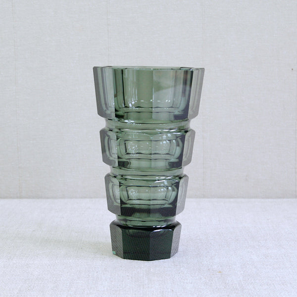 Josef Hoffmann Moser Art Deco grey faceted vase, 1930, Weiner Werkstatte 