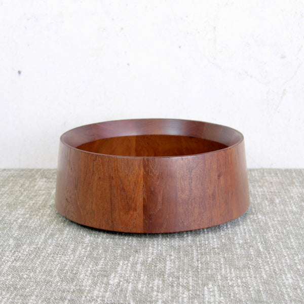 Dansk Designs staved teak fruit bowl by Jens Quistgaard. A sculptural 1960s Danish modern centrepiece in warm, natural wood.