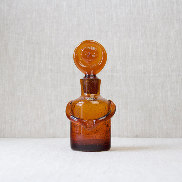 Erik Hoglund amber glass 'People' decanter from Boda, Sweden, 1960's