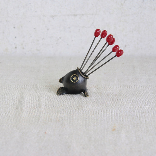 Rare mid-century brass fish toothpick pot by Richard Rohac, a playful yet refined Vienna bronze collectible.