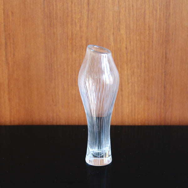 Tapio Wirkkala Varsanjalka vase, clear glass with vertical cut lines, Scandinavian design.