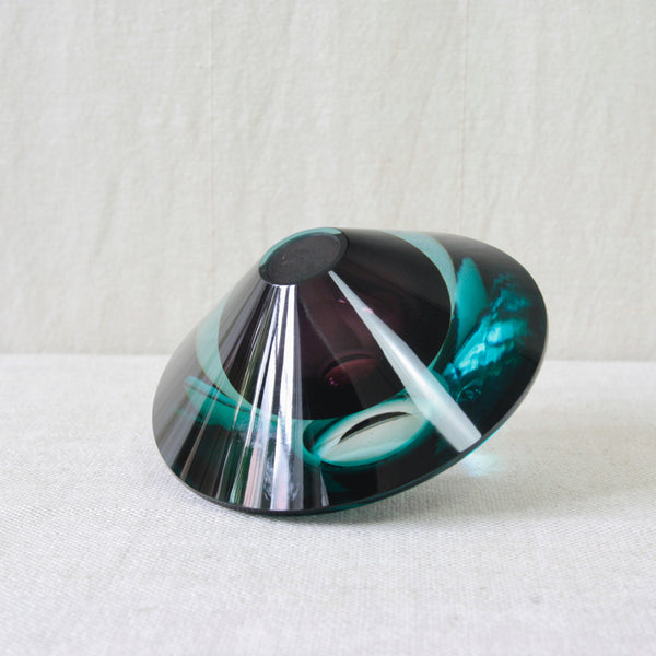 1956 Kaj Franck Lentävä lautanen art object for Nuutajärvi Notsjö, an experimental Finnish glass design combining geometric form with complex optical colour.