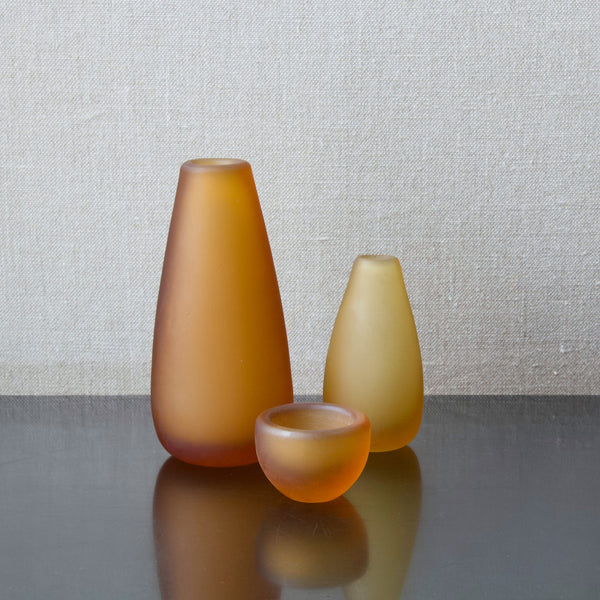 Nanny Still Meripihka trio of amber glass frosted vases produced at Riihimaki Finland