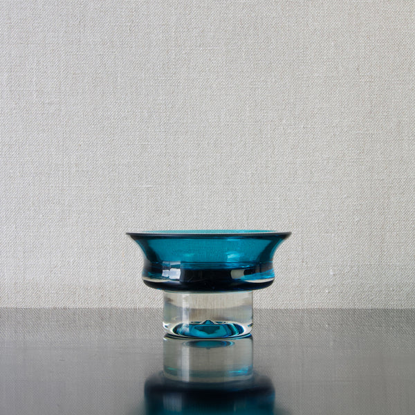 Mid Century Modernist glass dish from Riihimaen Lasi Oy, Finland, designed by Nanny Still