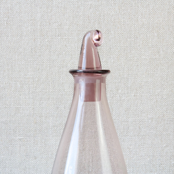 unusual organic modernist finnish glass stopper on rare Nanny Still pink SV decanter, 1950's