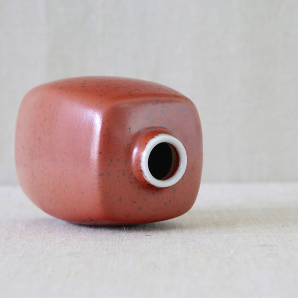 Mouth of Nils Thorsson jornrod glaze vade