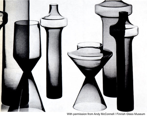 Early 1960s black and white photograph advertising Helena Tynell Katedraali vase, Finnish mid-century collectible.