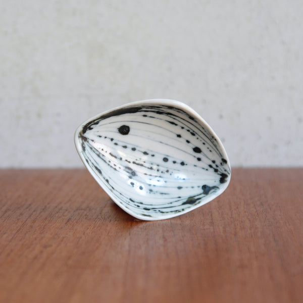 Susan Parkinson vintage diamond-shaped dish with abstract stripe decoration, for sale in the UK from Art & Utility.