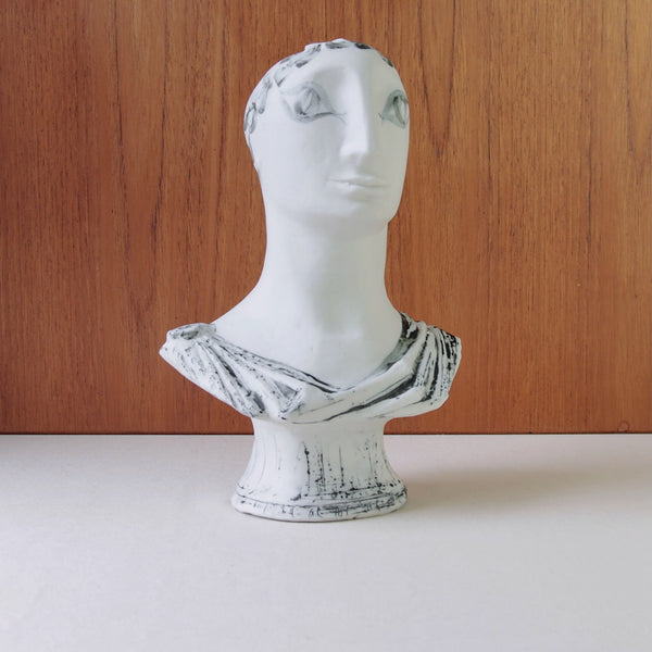 Large vintage Greek Head by Susan Parkinson, blending classical restraint with mid-century modern form and postwar spirit.