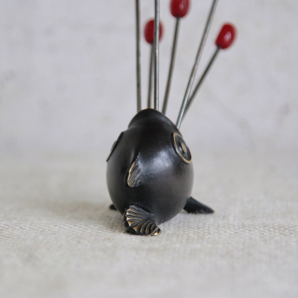 Vienna bronze brass fish toothpick holder, designed c.1950 by Richard Rohac, rare mid-century Austrian modernist design.
