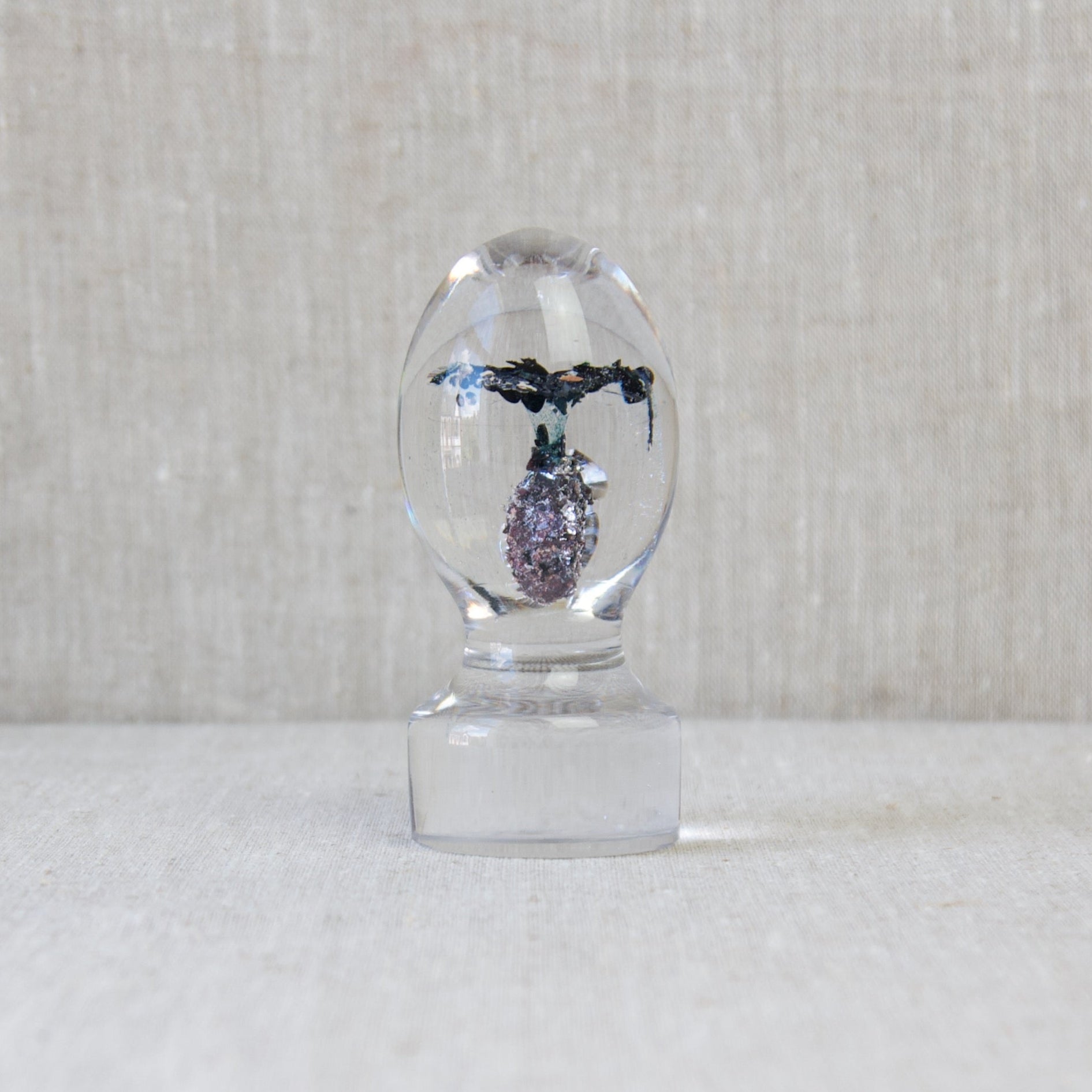 Nanny Still Kuukuna paperweight glass sculpture, handmade at Riihimaen Lasi Oy. Rare mid-century collectible design object. For sale in the UK from design gallery Art & Utility.