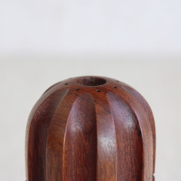 Top of a Museum-worthy Jens Quistgaard pepper mill from the Danish modern era. Photo shows how salt enters the shaker.
