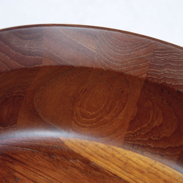 Amazing teak grain. Vintage staved teak bowl by Jens Quistgaard for Dansk. A minimalist Danish design icon perfect for fruit, salad, or display.