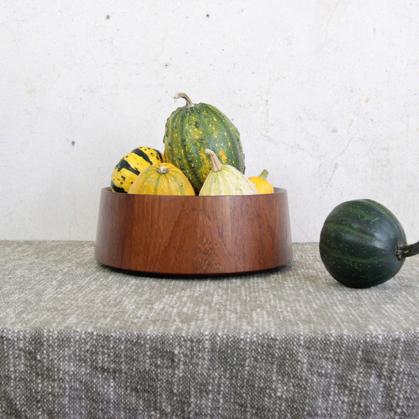 Wooden bowl with gourds Mid-century Danish teak bowl by Jens Quistgaard for Dansk Designs. Elegant, sculptural, and beautifully crafted from staved teak.