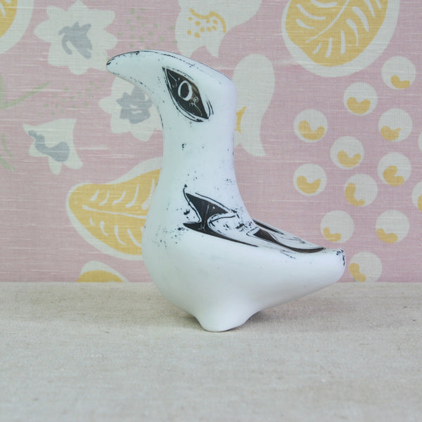 Side view of a 1950s British Modernist ceramic sculpture, Susan Parkinson Large Bird in hand-decorated porcelain, circa 1953