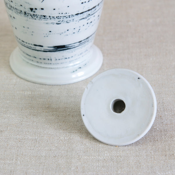 Susan Parkinson porcelain storage jar, a distinctive example of mid-century British ceramic design