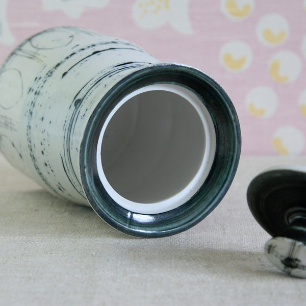 Susan Parkinson model 103, a collectable example of British mid-century studio pottery