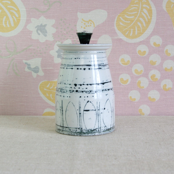 Susan Parkinson mid-century storage jar with abstract wax-resist pattern and black lid