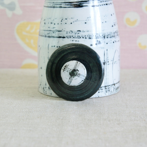 Susan Parkinson model 103 porcelain jar made at Parkinson Pottery in Brabourne Lees, Kent